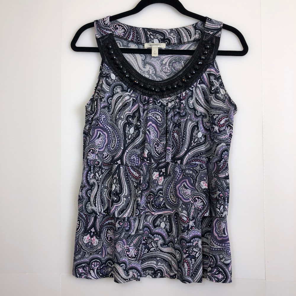 Dressbarn purple paisley top rhinestone neck S